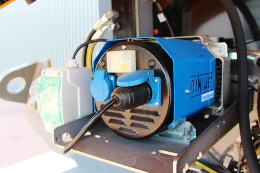 Haulotte HT28RTJ Pro Diesel, 4x4 Drive, 27.9 m Working Heig - 伸缩臂:图5 Haulotte HT28RTJ Pro Diesel, 4x4 Drive, 27.9 m Working Heig - 伸缩臂:图5