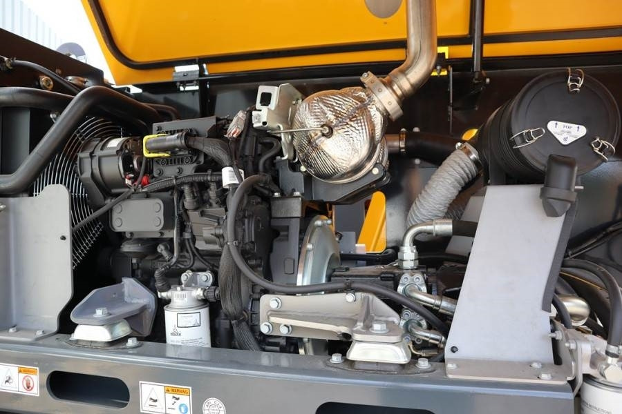 Haulotte HT28RTJ Pro Guarantee! 4x4x4 Drive, 28 m Working H - 伸缩臂:图4 Haulotte HT28RTJ Pro Guarantee! 4x4x4 Drive, 28 m Working H - 伸缩臂:图4