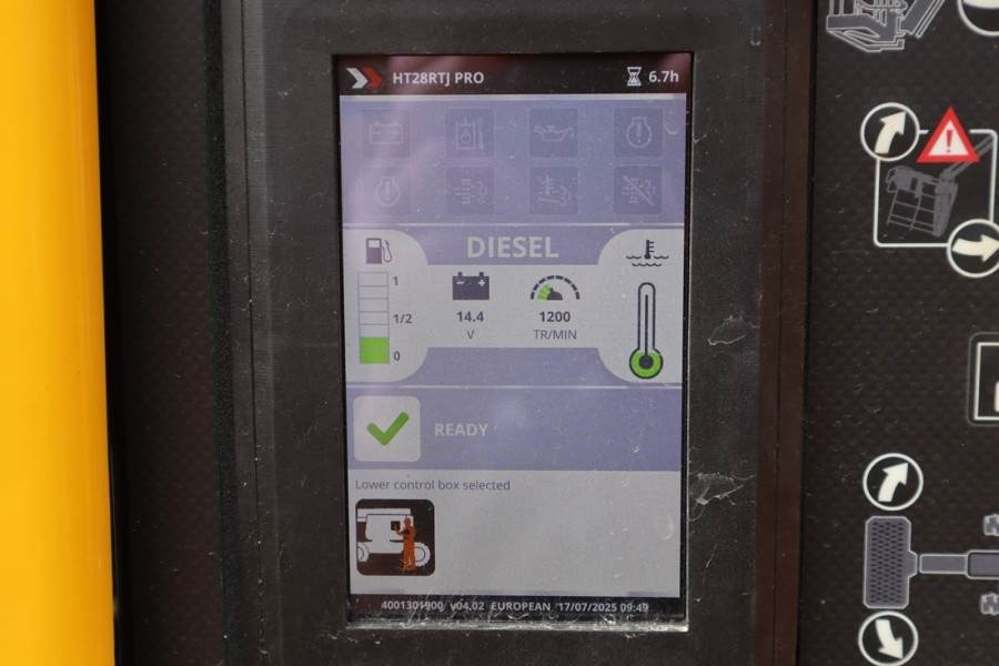 Haulotte HT28RTJ Pro Guarantee! 4x4x4 Drive, 28 m Working H - 伸缩臂:图5 Haulotte HT28RTJ Pro Guarantee! 4x4x4 Drive, 28 m Working H - 伸缩臂:图5