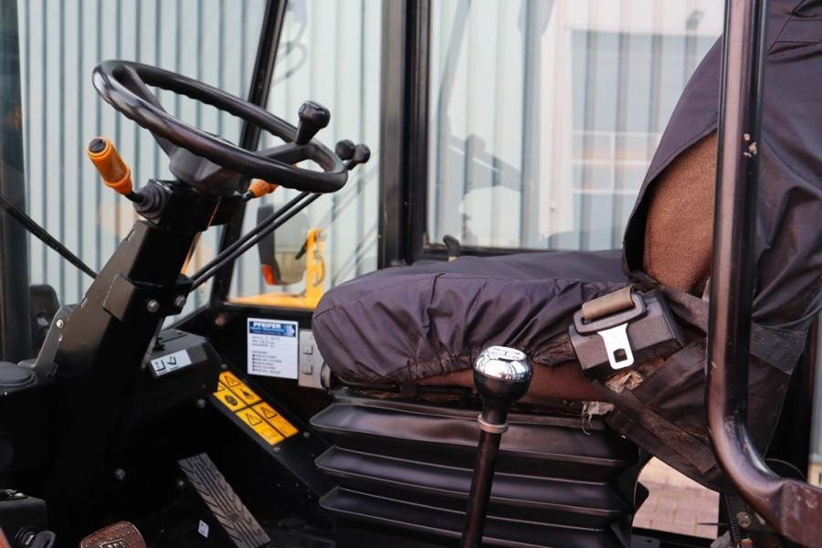 JCB 926 Diesel, 4x4 Drive, Triplex mast, 5500mm Liftin - 越野叉车:图3 JCB 926 Diesel, 4x4 Drive, Triplex mast, 5500mm Liftin - 越野叉车:图3