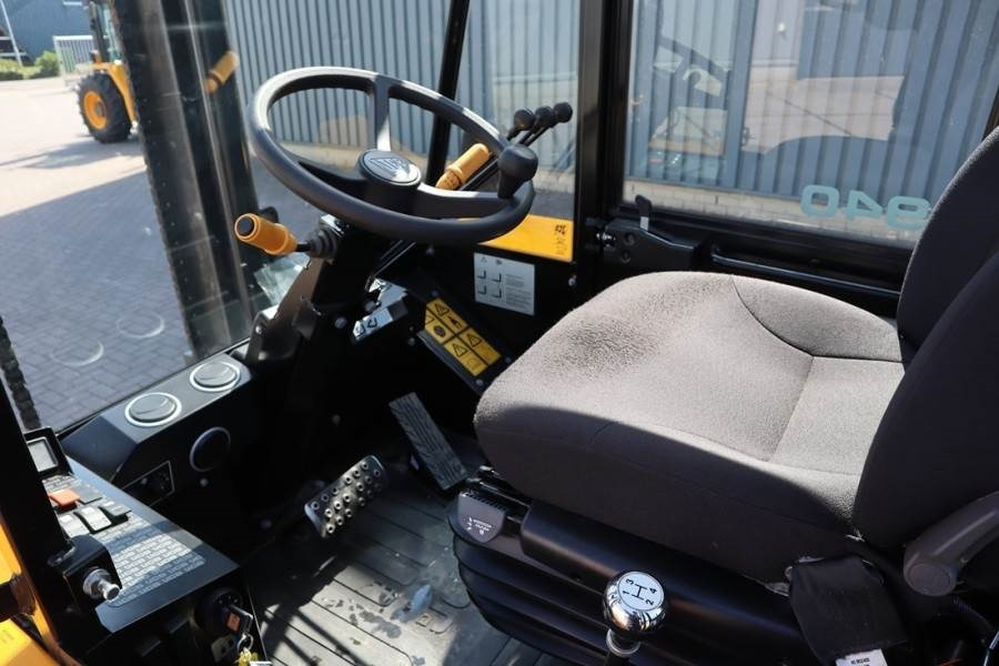 JCB 940-4 T4 Valid inspection, *Guarantee! Diesel, 4x4 - 越野叉车:图3 JCB 940-4 T4 Valid inspection, *Guarantee! Diesel, 4x4 - 越野叉车:图3
