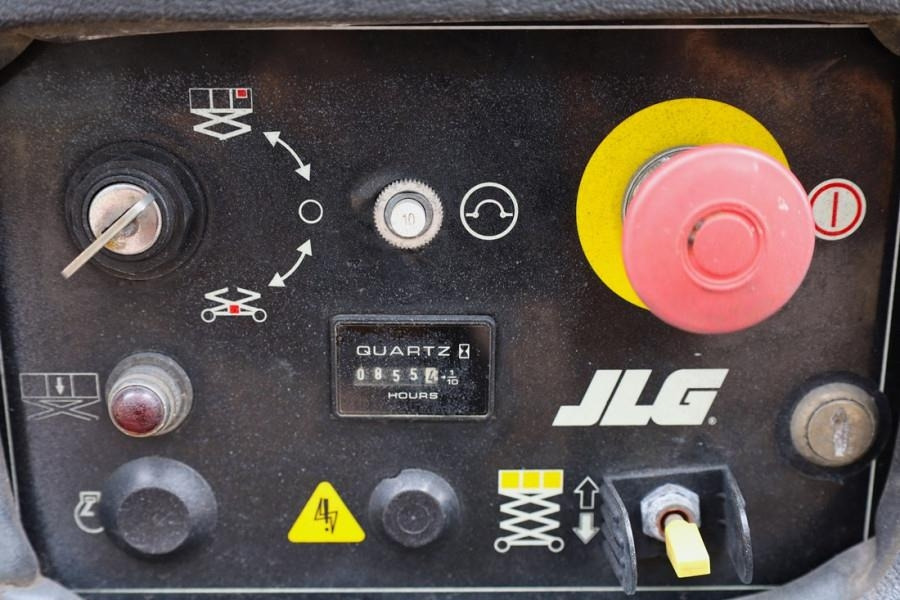 JLG 3369LE Electric, 12m Working Height, 450kg Capacit - 剪式升降机:图4 JLG 3369LE Electric, 12m Working Height, 450kg Capacit - 剪式升降机:图4