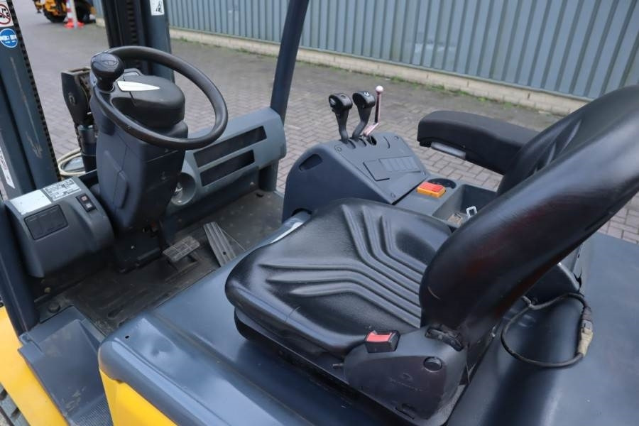 Jungheinrich EFG535 Electric, Lifting Height 4700mm, Freelift 1 - 柴油叉车:图4 Jungheinrich EFG535 Electric, Lifting Height 4700mm, Freelift 1 - 柴油叉车:图4