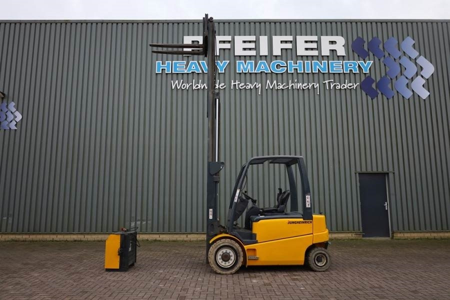 Jungheinrich EFG535 Electric, Lifting Height 4700mm, Freelift 1 - 柴油叉车:图3 Jungheinrich EFG535 Electric, Lifting Height 4700mm, Freelift 1 - 柴油叉车:图3