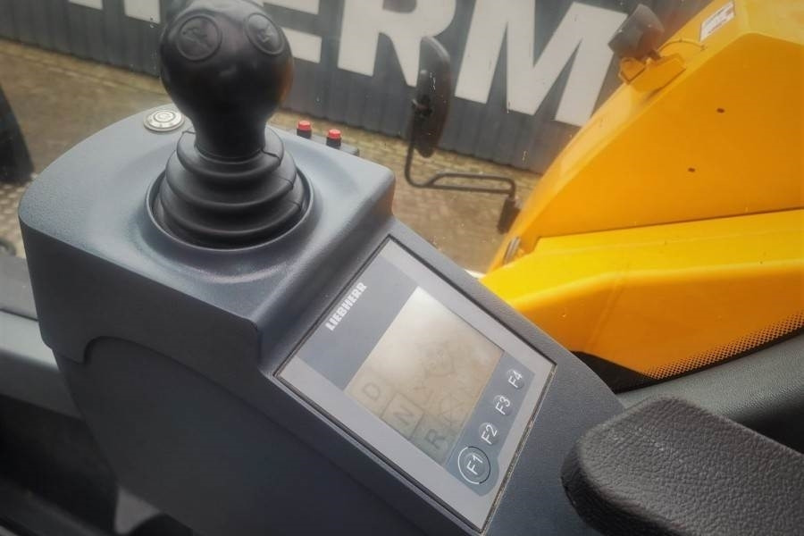 全地形起重机 Liebherr LTM1070-4.2 Dutch Vehicle Registration, Valid Insp：图17