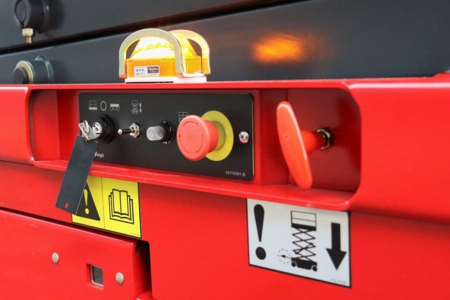 Magni ES0807EP New And Available Directly From Stock, El - 剪式升降机:图3 Magni ES0807EP New And Available Directly From Stock, El - 剪式升降机:图3