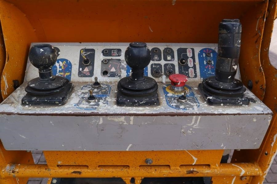 Manitou 160ATJ Diesel, 4x4x4 Drive, 16m Working Height, 8.  - 铰接臂:图5 Manitou 160ATJ Diesel, 4x4x4 Drive, 16m Working Height, 8.  - 铰接臂:图5