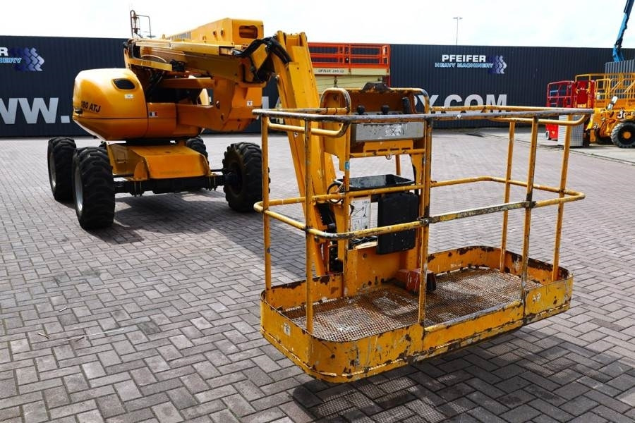 铰接臂 Manitou 180ATJ Diesel, 4x4x4 Drive, 18.2m Working Height,:图8 铰接臂 Manitou 180ATJ Diesel, 4x4x4 Drive, 18.2m Working Height,:图8