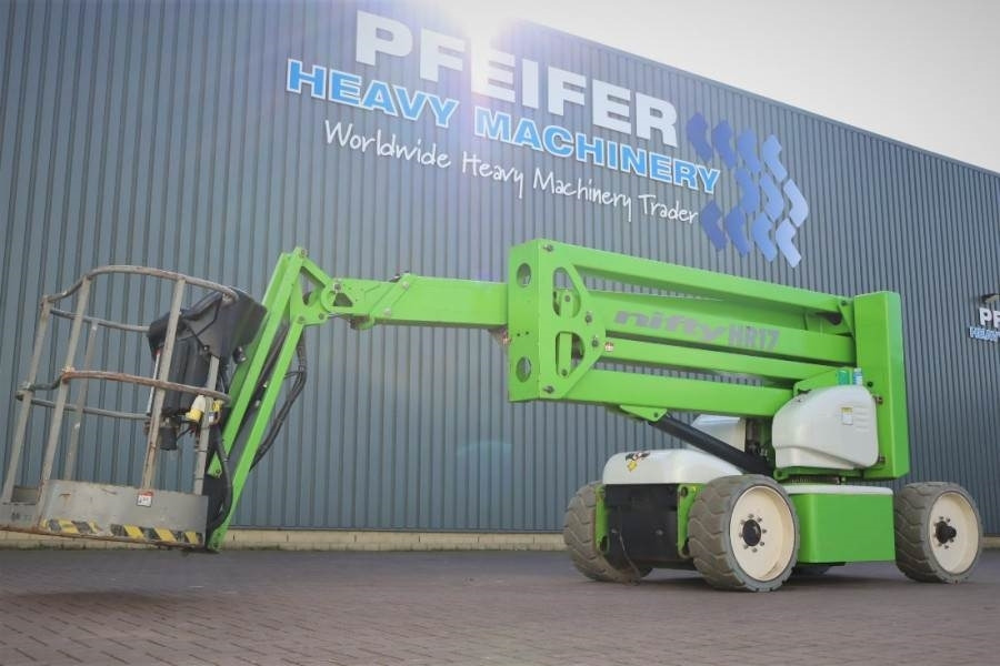Niftylift HR17NDE HYBRIDE Hybrid Battery & Diesel, 17m Worki - 铰接臂:图1 Niftylift HR17NDE HYBRIDE Hybrid Battery & Diesel, 17m Worki - 铰接臂:图1