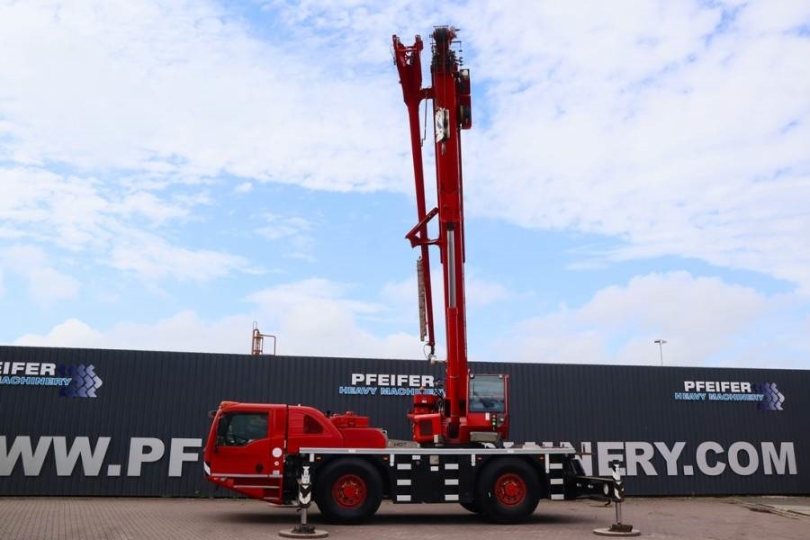 Terex AC40/2L Diesel, 4x4 Drive And 4-Wheel Steering, 40 - 全地形起重机:图2 Terex AC40/2L Diesel, 4x4 Drive And 4-Wheel Steering, 40 - 全地形起重机:图2