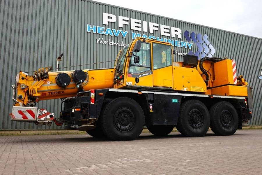 Terex Demag AC40 City Diesel, 6x6 Drive And 6-Wheel Stee - 全地形起重机:图1 Terex Demag AC40 City Diesel, 6x6 Drive And 6-Wheel Stee - 全地形起重机:图1