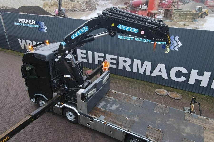 Volvo FH460 Globetrotter / EFFER 955 8S Euro 6, Valid In - 全地形起重机:图2 Volvo FH460 Globetrotter / EFFER 955 8S Euro 6, Valid In - 全地形起重机:图2