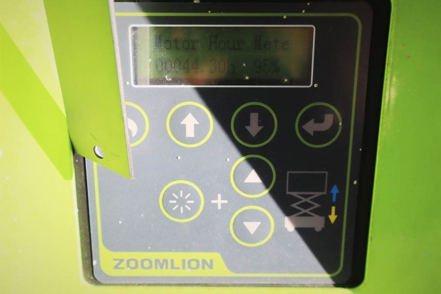 Zoomlion ZS0608DC Valid inspection, *Guarantee! Electric, 8 - 剪式升降机:图4 Zoomlion ZS0608DC Valid inspection, *Guarantee! Electric, 8 - 剪式升降机:图4