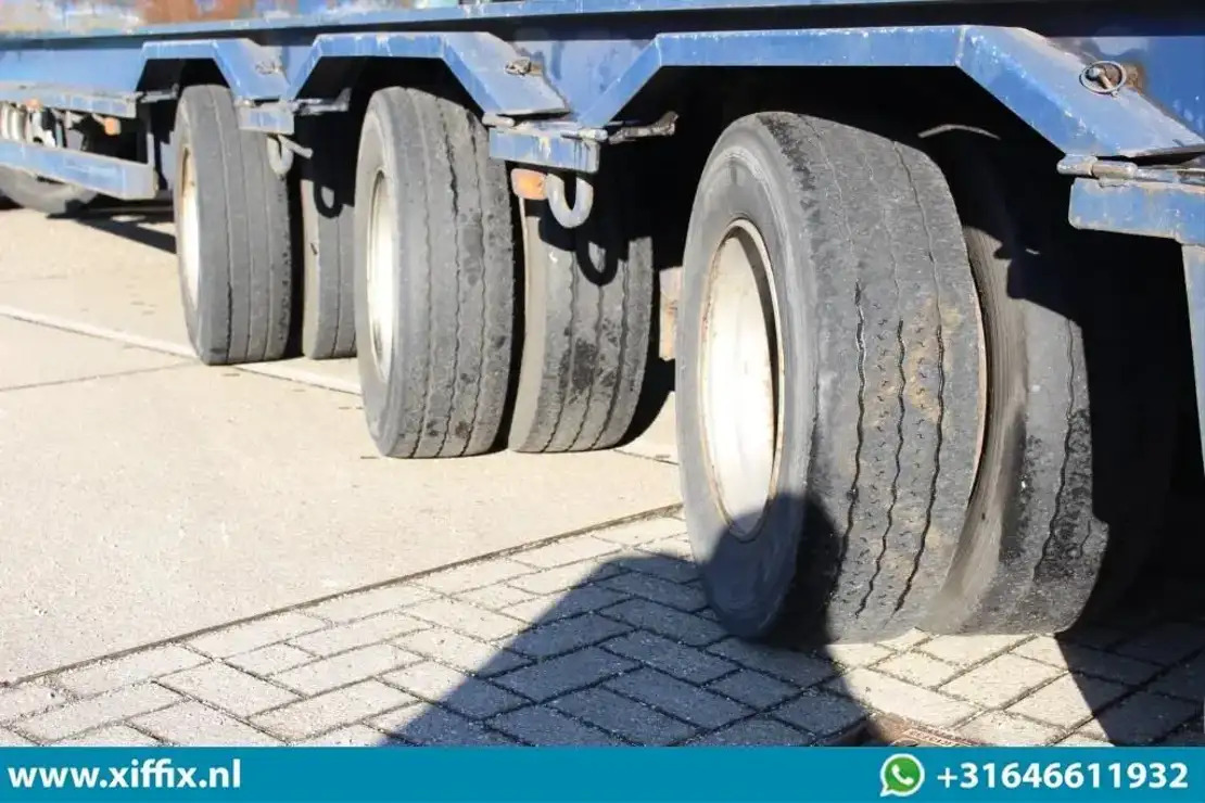 低装载半拖车 Nooteboom 3-ass. Uitschuifbare semi dieplader / 3x gestuurd:图6 低装载半拖车 Nooteboom 3-ass. Uitschuifbare semi dieplader / 3x gestuurd:图6