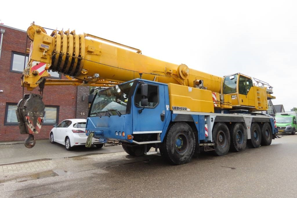 Liebherr LTM 1130-5.1 - 全地形起重机:图1 Liebherr LTM 1130-5.1 - 全地形起重机:图1