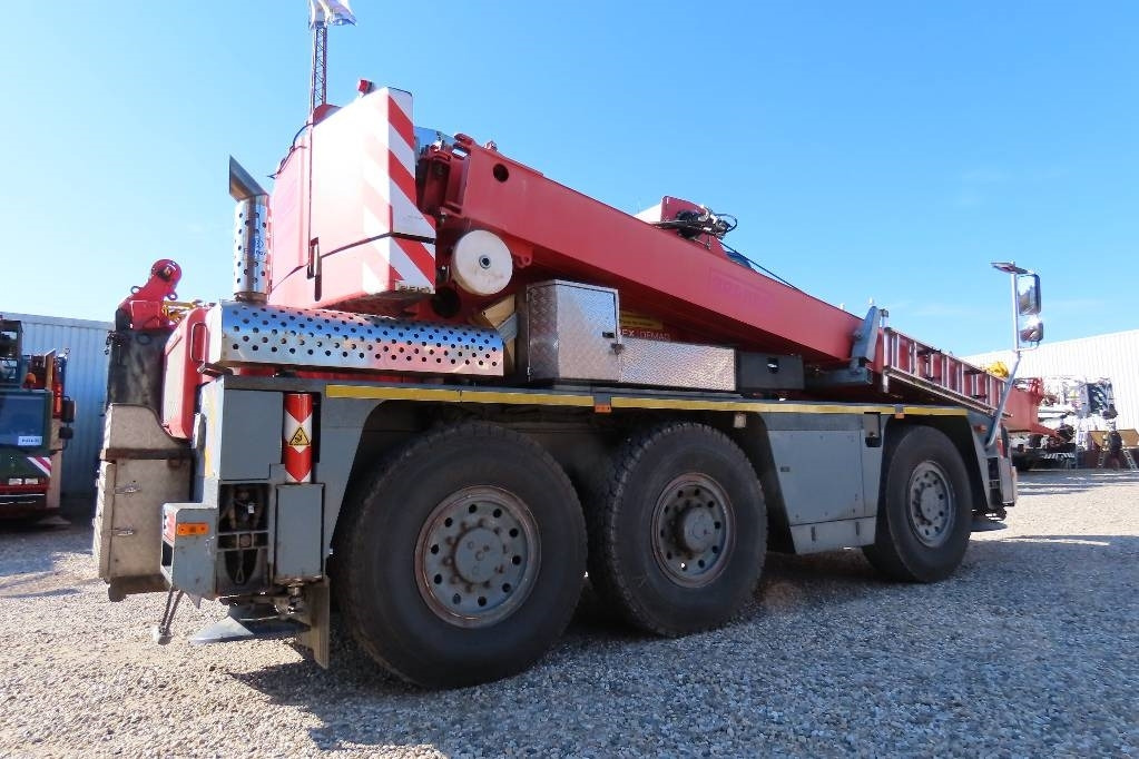 Terex Demag AC 40 City - 全地形起重机:图3 Terex Demag AC 40 City - 全地形起重机:图3