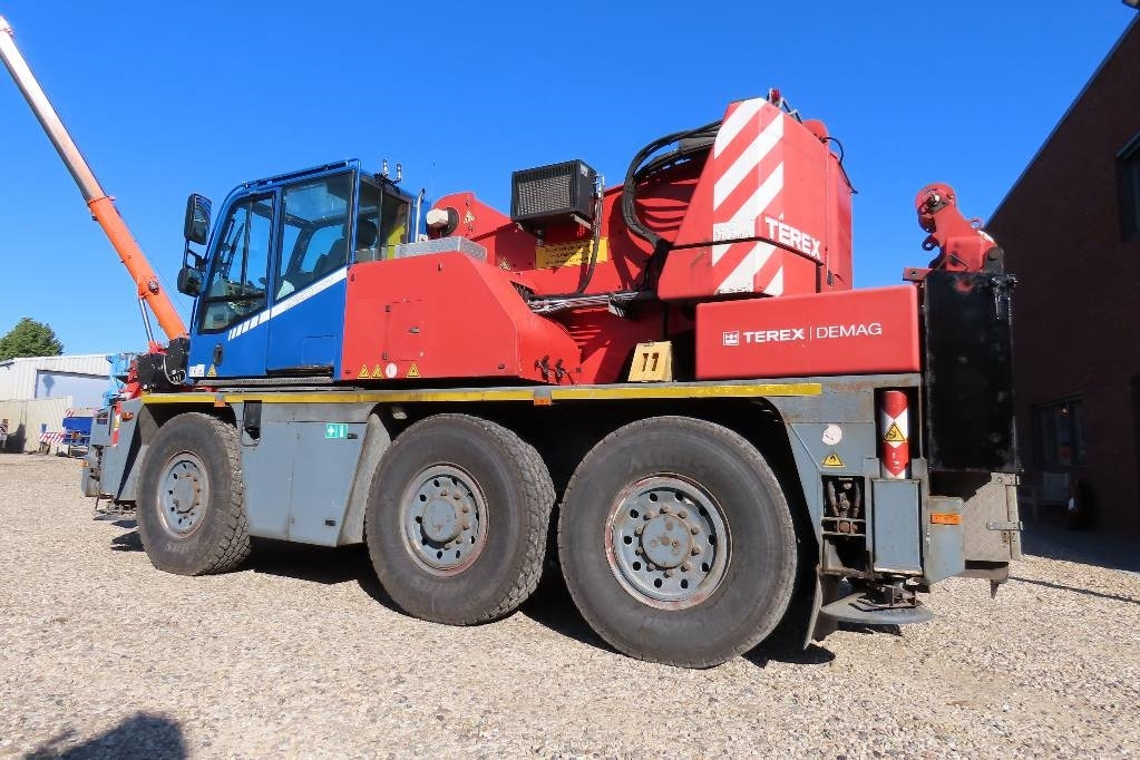 Terex Demag AC 40 City - 全地形起重机:图4 Terex Demag AC 40 City - 全地形起重机:图4