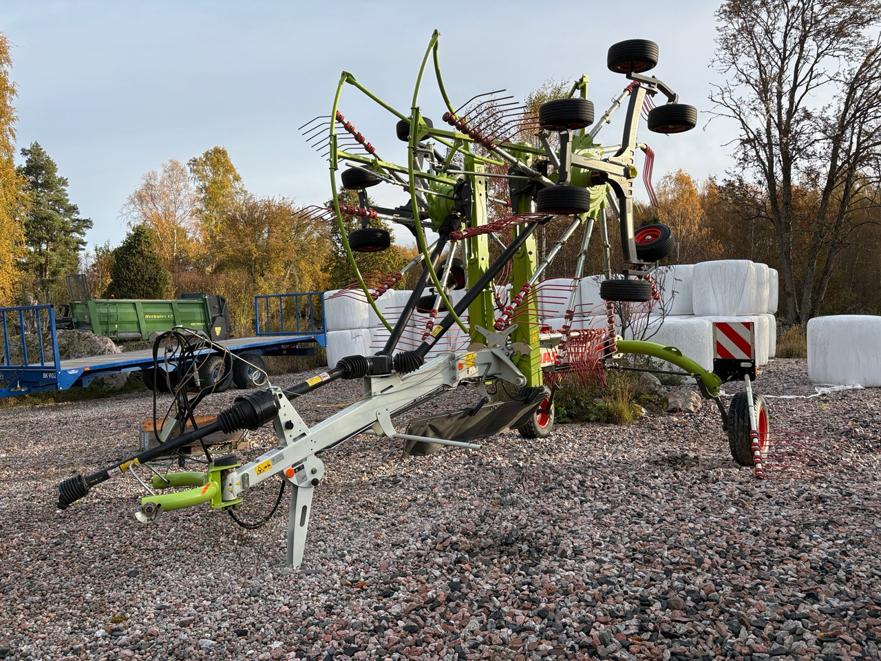 Claas 986 - 翻草机/ 搂草机:图1 Claas 986 - 翻草机/ 搂草机:图1