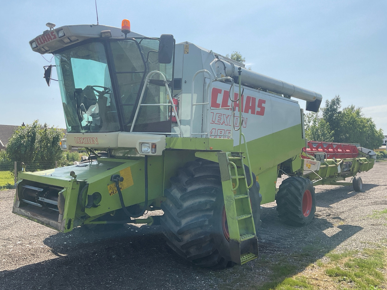 Claas Lexion 480 - 联合收割机:图1 Claas Lexion 480 - 联合收割机:图1