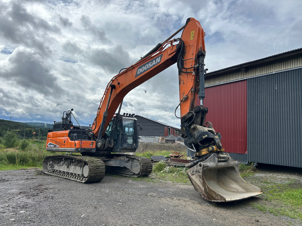 Doosan DX300LC-7 - 挖掘机:图1 Doosan DX300LC-7 - 挖掘机:图1