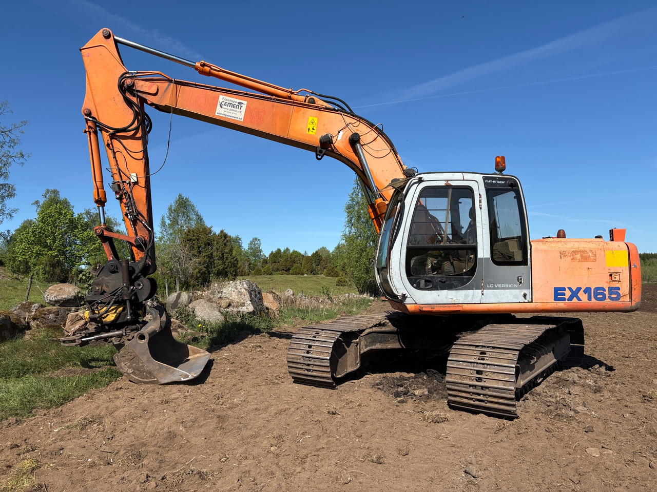 Fiat-Hitachi EX 165LC - 挖掘机:图1 Fiat-Hitachi EX 165LC - 挖掘机:图1