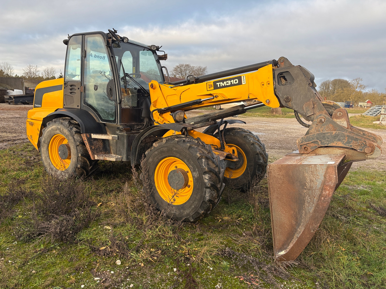 JCB TM310 - 伸缩臂叉装车:图1 JCB TM310 - 伸缩臂叉装车:图1