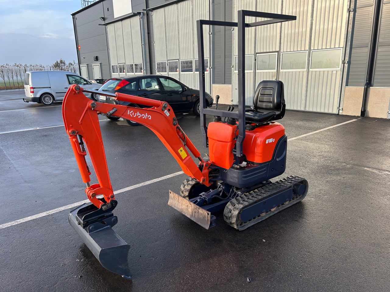 Kubota U10-3 - 挖掘机:图1 Kubota U10-3 - 挖掘机:图1