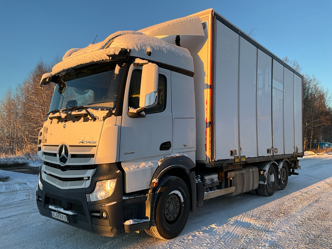 Mercedes-Benz Actros - 卡车:图1 Mercedes-Benz Actros - 卡车:图1