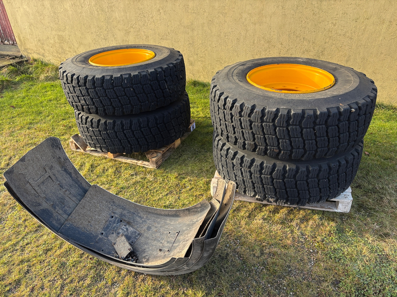 Michelin Snoplus M+S - 轮胎 适用于 建筑机械:图1 Michelin Snoplus M+S - 轮胎 适用于 建筑机械:图1