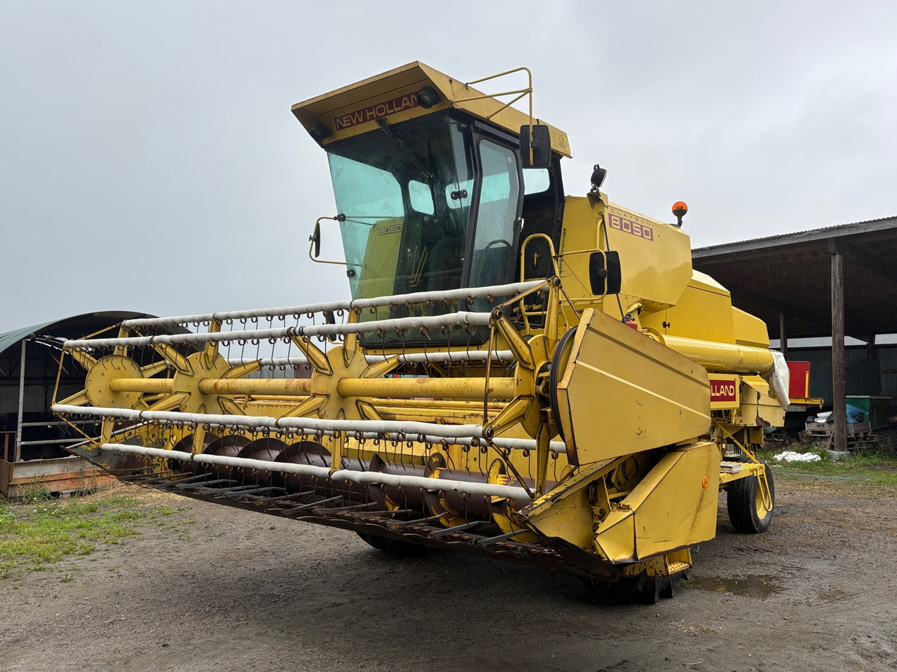 New Holland Clayson 8050 - 联合收割机:图1 New Holland Clayson 8050 - 联合收割机:图1