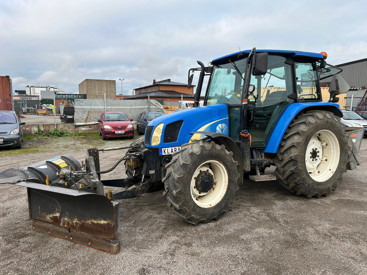 New Holland TL90A - 拖拉机:图1 New Holland TL90A - 拖拉机:图1