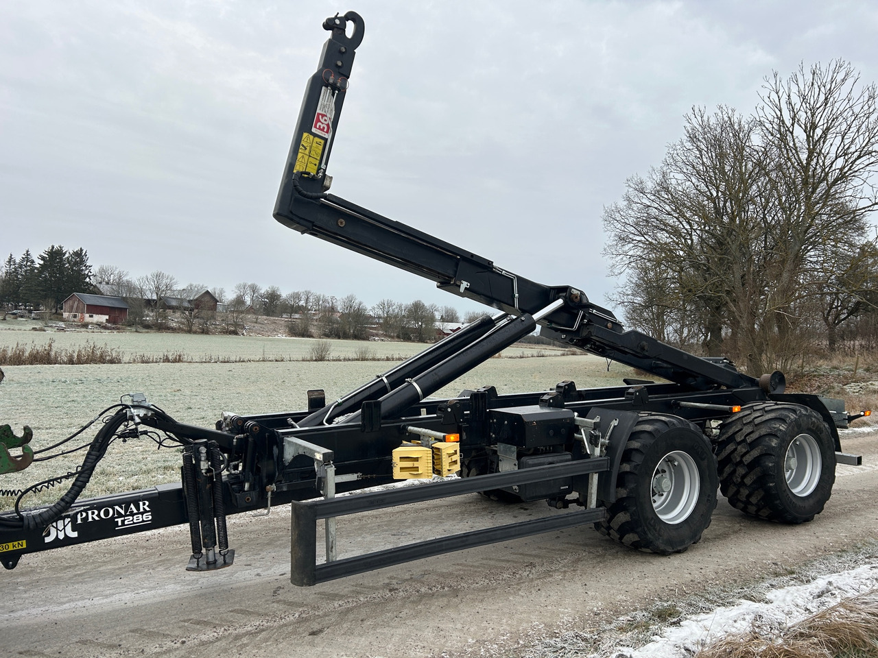 Pronar T286 - 农场拖车:图1 Pronar T286 - 农场拖车:图1