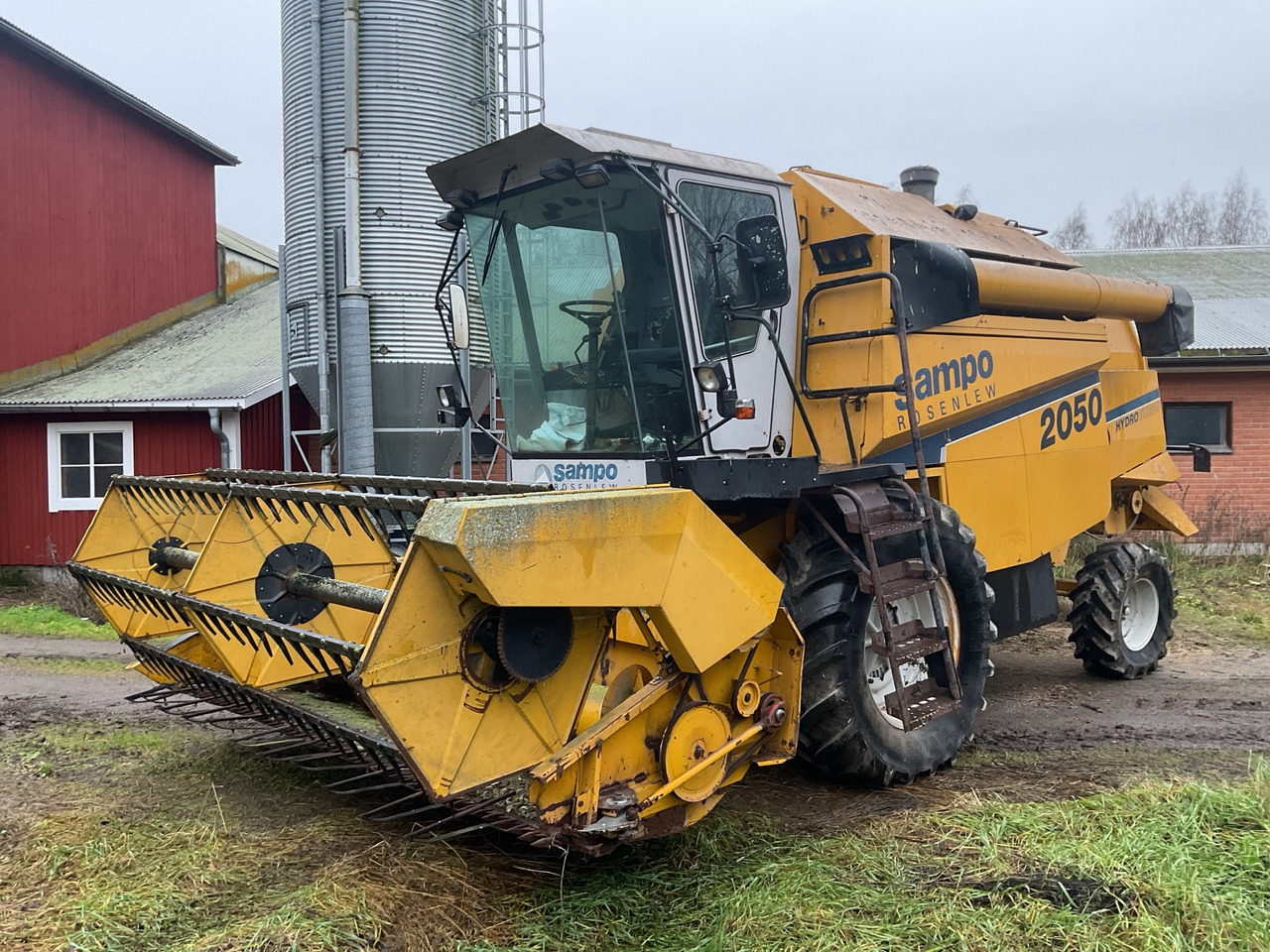 Sampo Rosenlew 2050 - 联合收割机:图1 Sampo Rosenlew 2050 - 联合收割机:图1