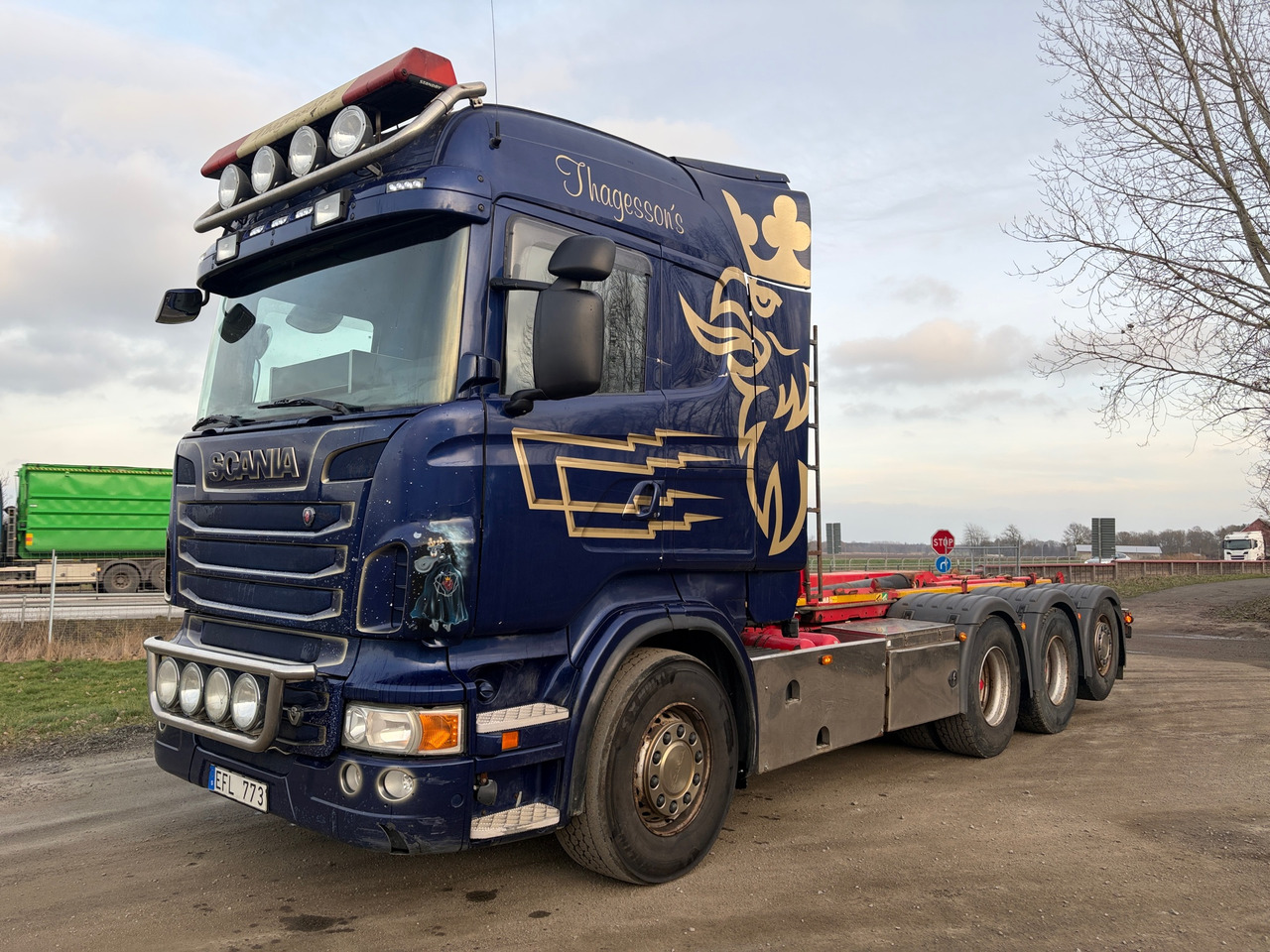 Scania R560 - 吊钩升降车:图1 Scania R560 - 吊钩升降车:图1