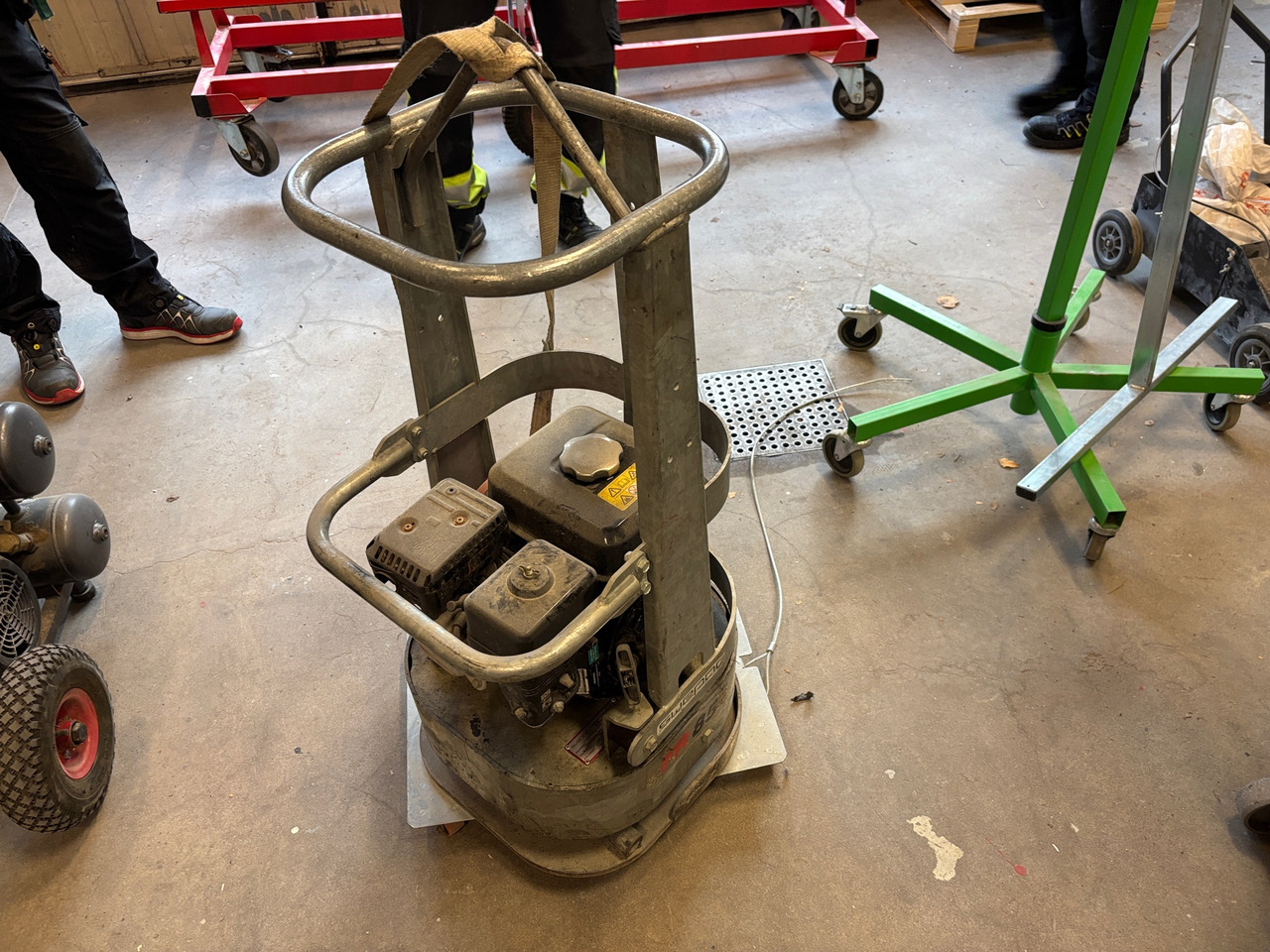 Swepac FR85 - 振动板:图1 Swepac FR85 - 振动板:图1