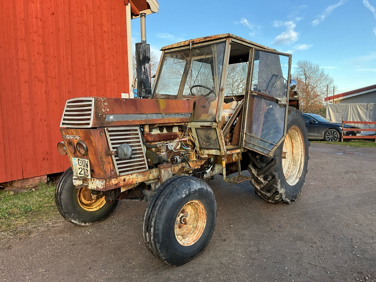 Ursus 385 Deluxe - 拖拉机:图1 Ursus 385 Deluxe - 拖拉机:图1
