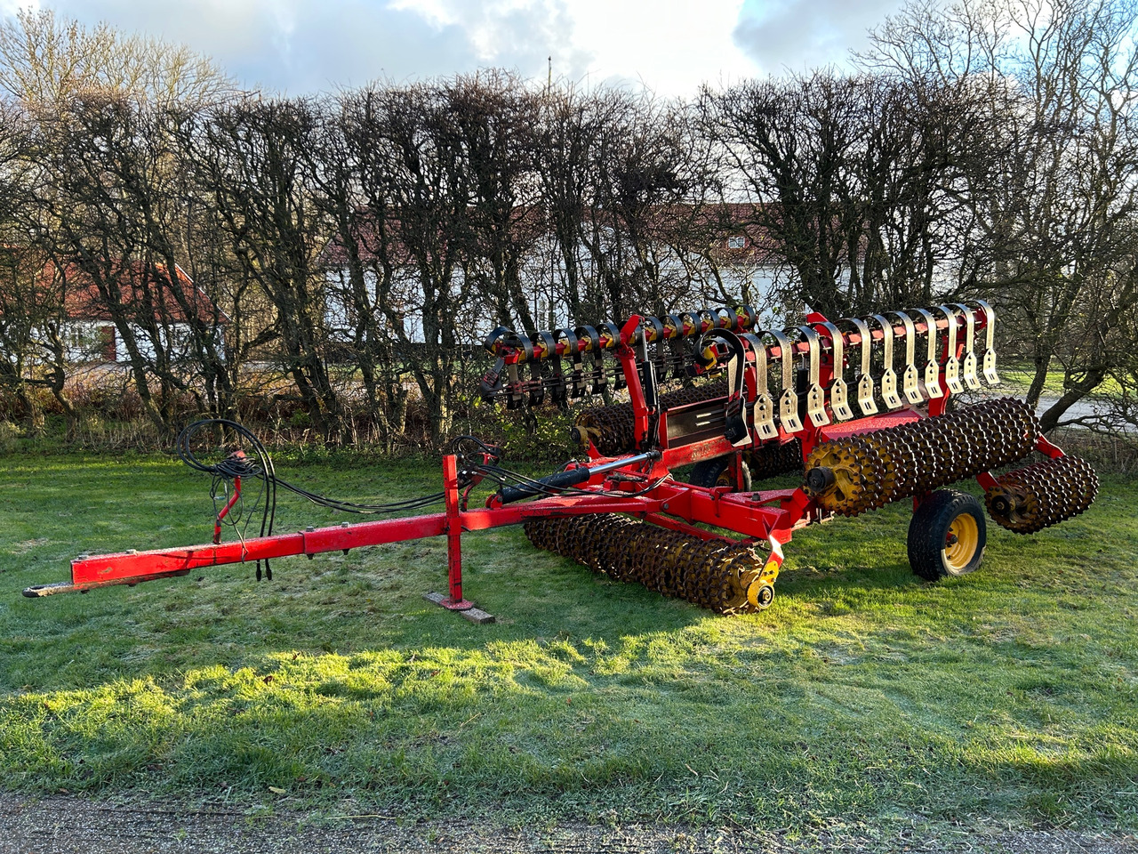 Väderstad Rollex 820 - 农场碾压机:图1 Väderstad Rollex 820 - 农场碾压机:图1