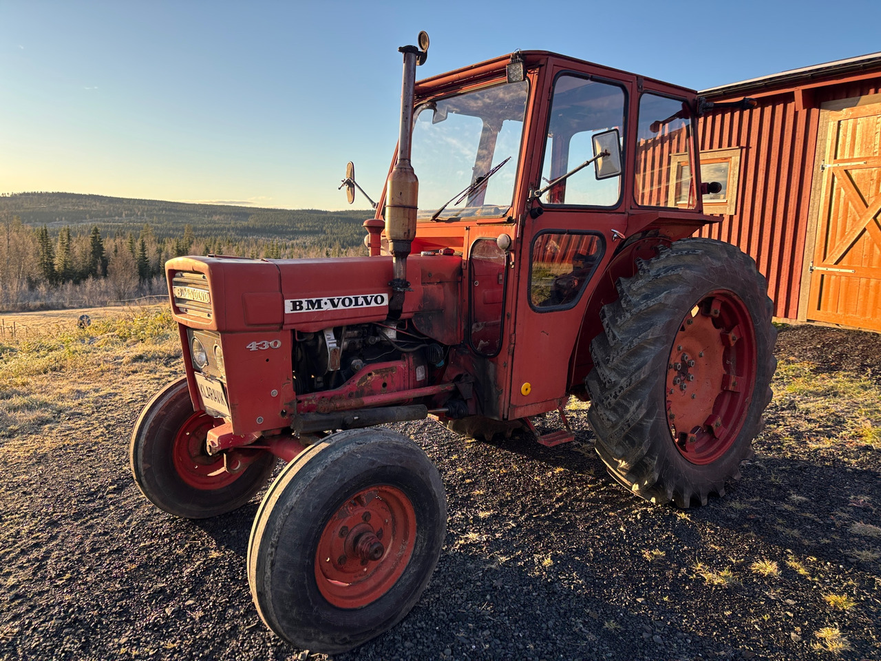 Volvo BM T 430 - 拖拉机:图1 Volvo BM T 430 - 拖拉机:图1