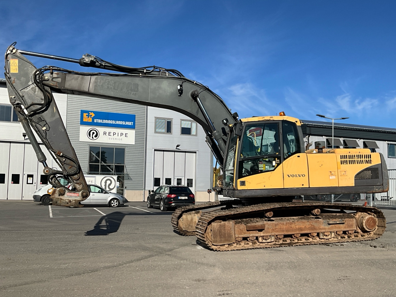 Volvo EC240CL - 挖掘机:图1 Volvo EC240CL - 挖掘机:图1