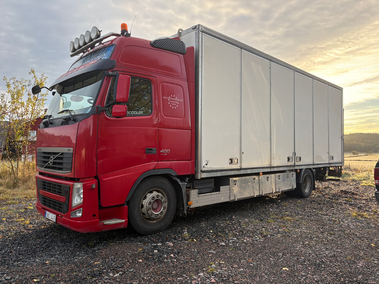 Volvo FH 12 400 - 自动转运卡车:图1 Volvo FH 12 400 - 自动转运卡车:图1