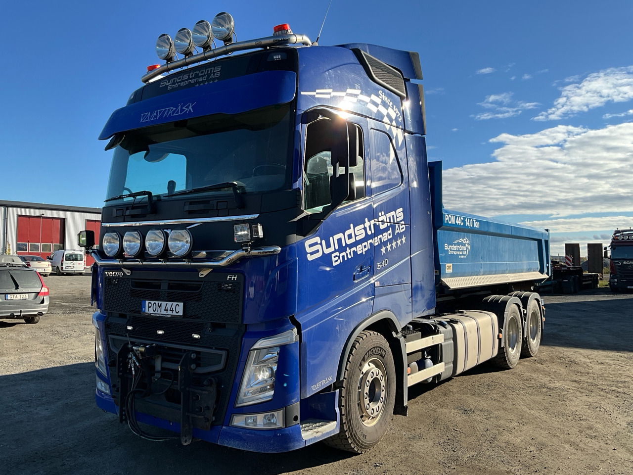 Volvo FH 540 - 吊钩升降车:图1 Volvo FH 540 - 吊钩升降车:图1
