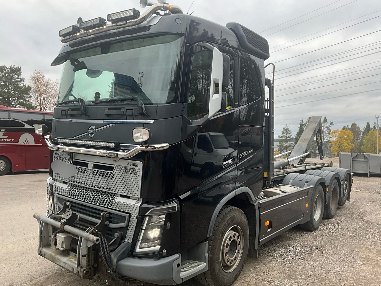 Volvo FH16 Tridem - 吊钩升降车:图1 Volvo FH16 Tridem - 吊钩升降车:图1