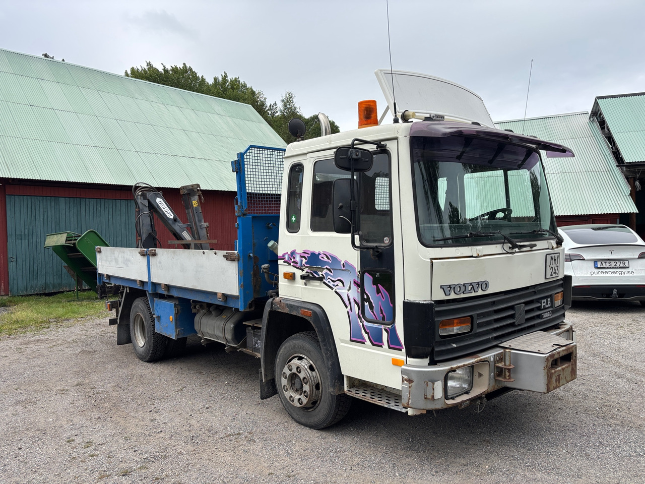 Volvo FL 611 - 起重车:图1 Volvo FL 611 - 起重车:图1