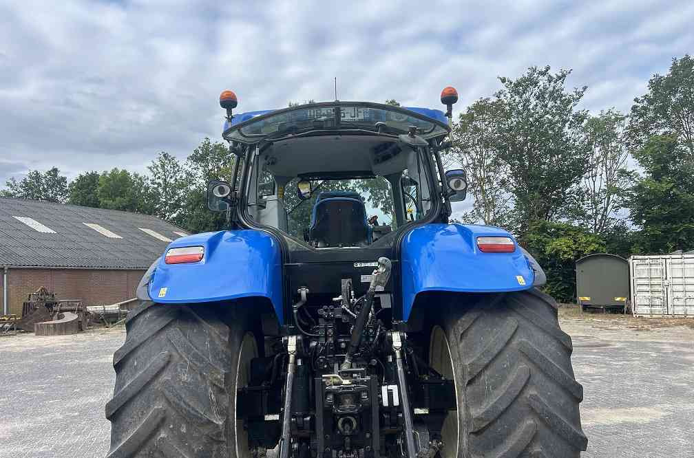 New Holland T7.260 pc - 拖拉机:图3 New Holland T7.260 pc - 拖拉机:图3