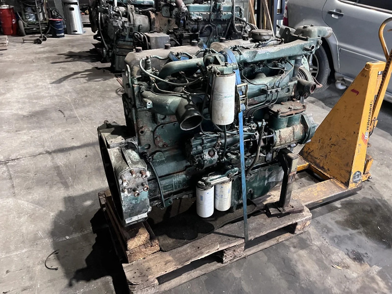 DAF DHU 825 meerdere op voorraad - 发动机 适用于 卡车:图2 DAF DHU 825 meerdere op voorraad - 发动机 适用于 卡车:图2