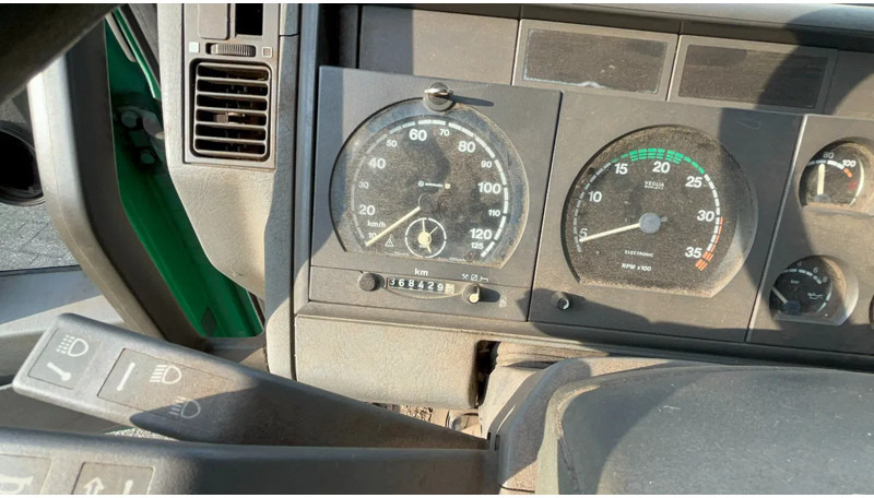 Iveco Eurocargo EUrocargo 85E15 of 80E15 - 侧帘卡车:图3 Iveco Eurocargo EUrocargo 85E15 of 80E15 - 侧帘卡车:图3