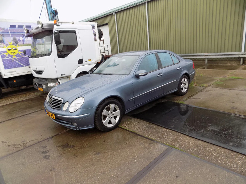 Mercedes-Benz E-Klasse 320 CDI sedan avantgarde - 汽车:图1 Mercedes-Benz E-Klasse 320 CDI sedan avantgarde - 汽车:图1