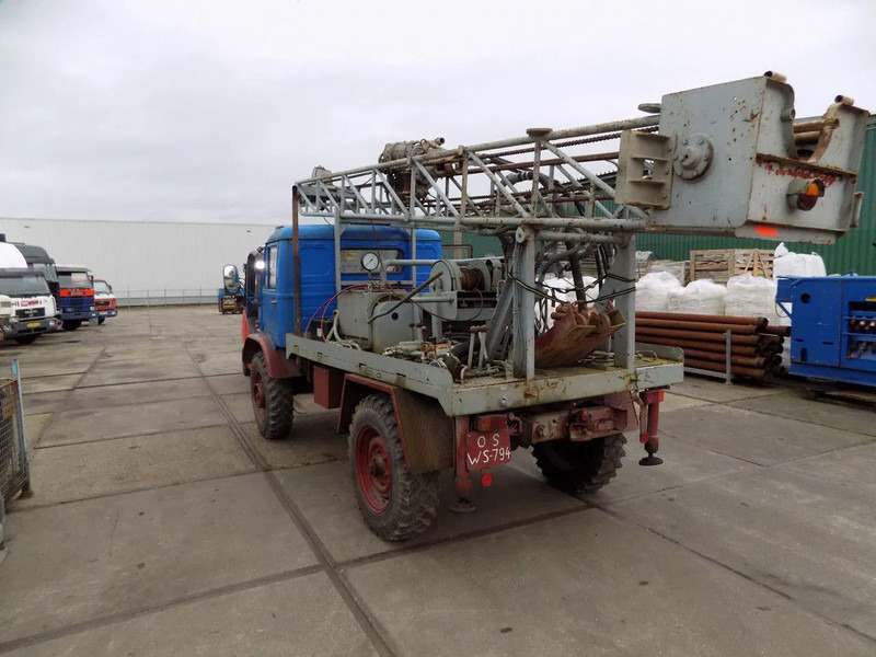 Unimog Mercedes S 404 boormachine Bomag - 钻机:图2 Unimog Mercedes S 404 boormachine Bomag - 钻机:图2