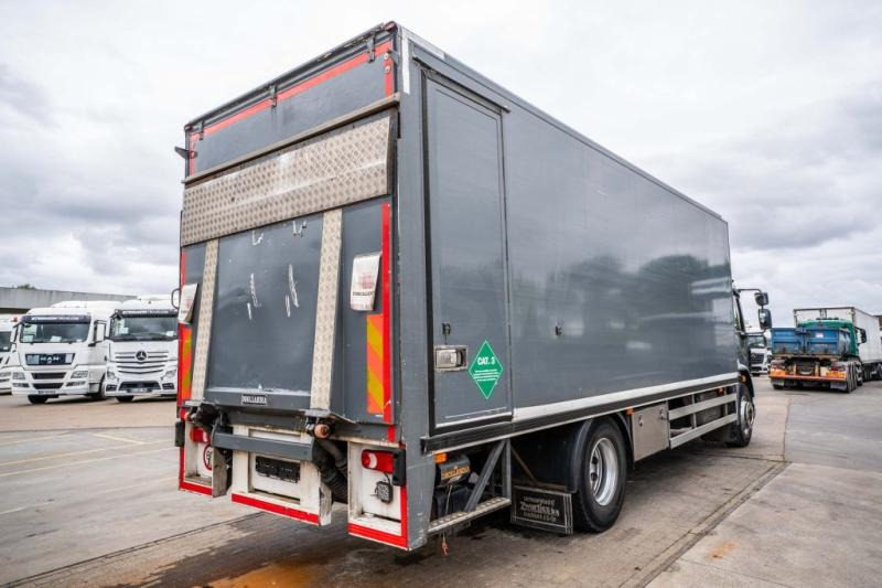 DAF LF 55.220(19 T-E6 )+DHOLLANDIA 2TON - 厢式卡车:图4 DAF LF 55.220(19 T-E6 )+DHOLLANDIA 2TON - 厢式卡车:图4