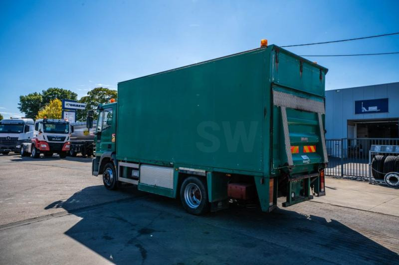 Iveco EUROCARGO 120E18 - 厢式卡车:图5 Iveco EUROCARGO 120E18 - 厢式卡车:图5